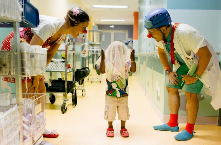 clowns à l'hôpital association éclats de rire