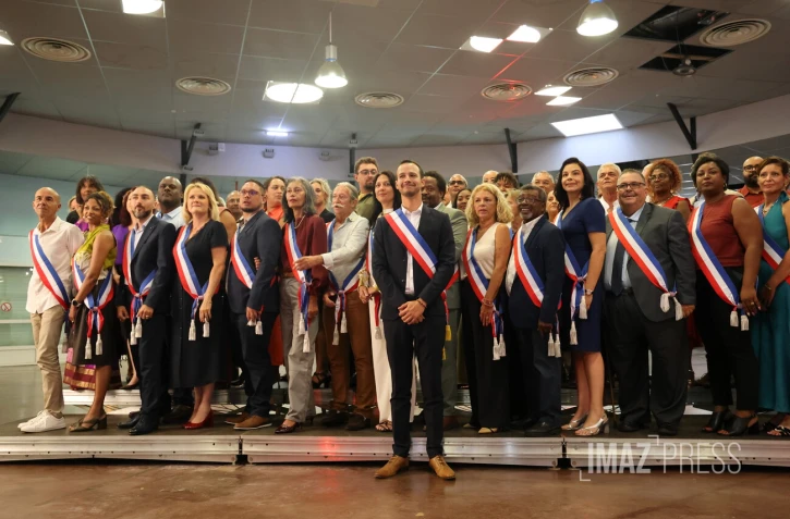 Le Tampon : après sa victoire, Alexis Chaussalet s'installe à l'Hôtel de ville