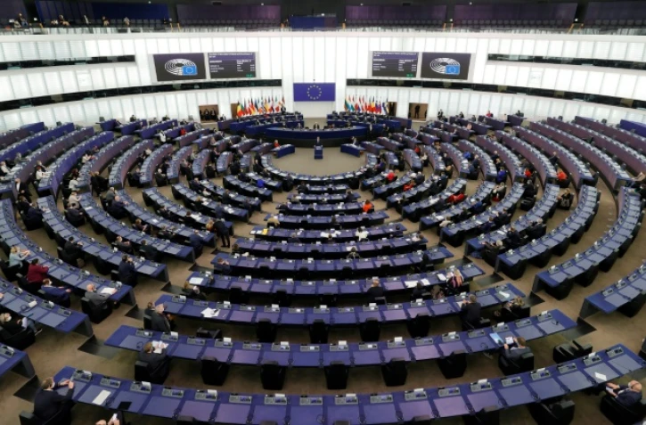 Le Premier ministre polonais Mateusz Morawiecki s'exprime devant le Parlement européen à Strasbourg, le 19 octobre 2021