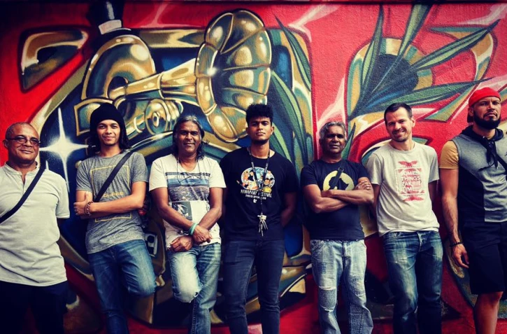 Sabouk en concert au Bisik