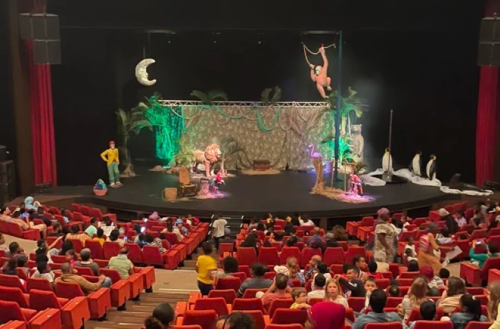 Le Département a organisé le spectacle “féérie et magie” au théâtre de champ-fleuris