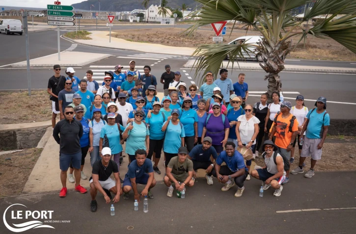 Le Port : les seniors ont participé à la Marche Bleue