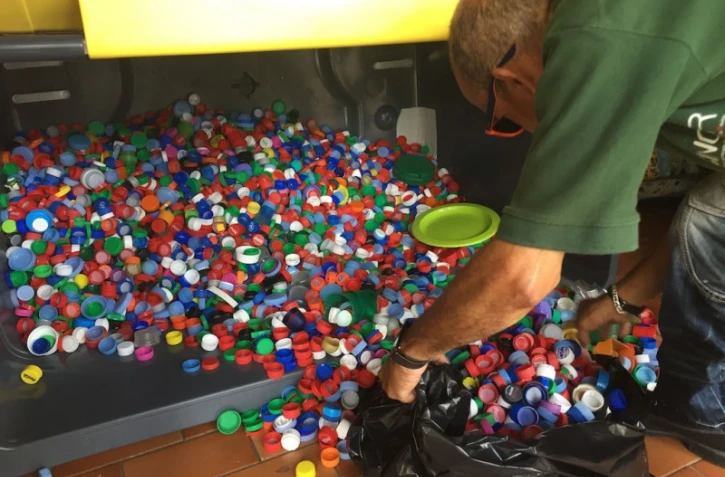 L\'association Handi bouchons Réunion est menacée de disparition.