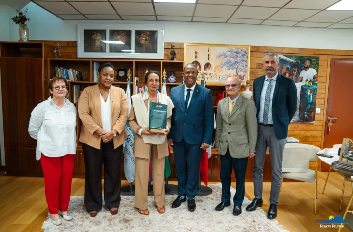 Huguette Bello reçoit le Ministre des Transports et de la Métérologie de Madagascar