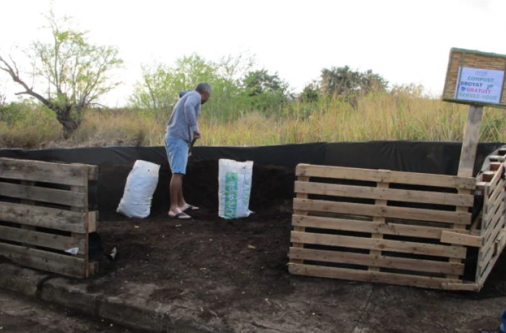 compost habitants Eperon