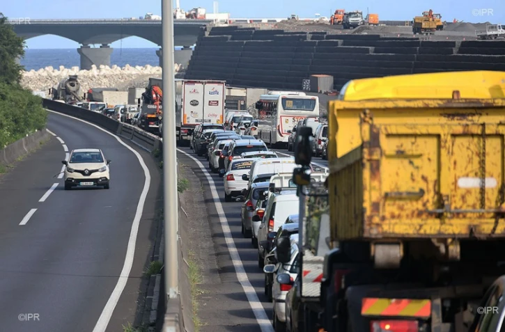 embouteillages route du littoral 17 mars 2021