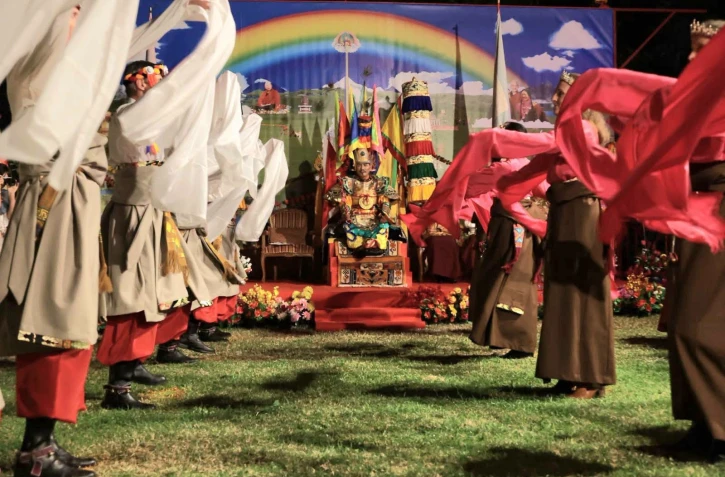 Saint-Pierre : retour sur la journée au Temple bouddhiste tibétain Takchen Tcheulang