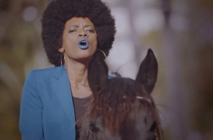 "Tyinbo", le nouveau titre de Christine Salem qui parle des violences conjugales