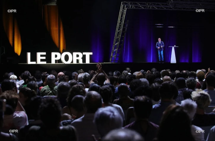 Jean-Luc Mélenchon Port 