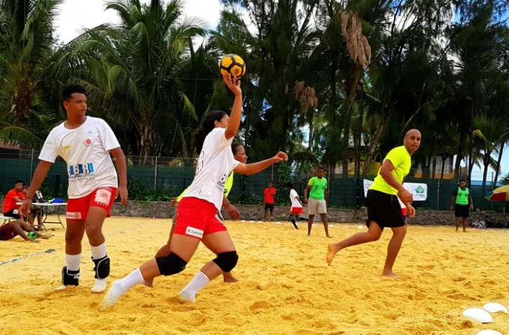 Tchoukball
