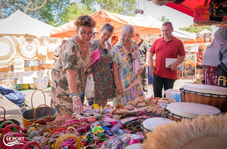 Le Port : retour sur la visite de Monique Rubin au marché forain