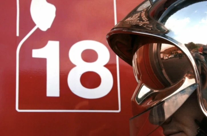 Deux pompiers sont portés disparus à Laon (Aisne), ensevelis sous des décombres alors qu'ils intervenaient lundi soir sur l'incendie d'un immeuble du centre-ville qui n'a pu être circonscrit qu'en fin de nuit ( AFP / Dominique FAGET )