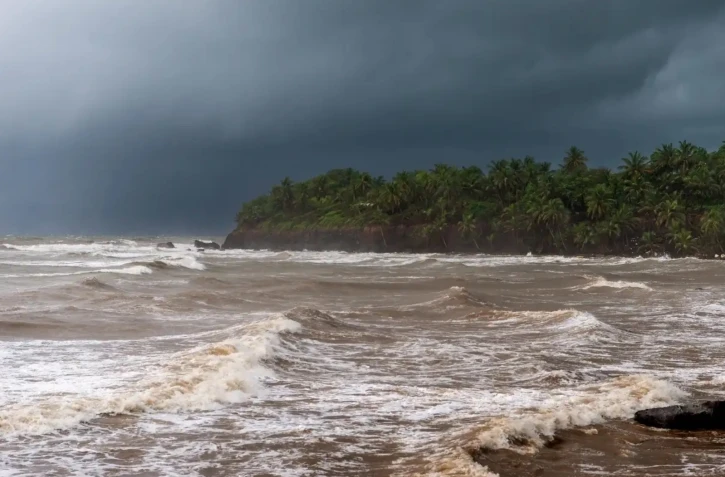 L'archipel antillais de la Guadeloupe est confiné jusqu'à nouvel ordre après le déclenchement de l'alerte violette cyclone sous la menace de l'ouragan Tammy