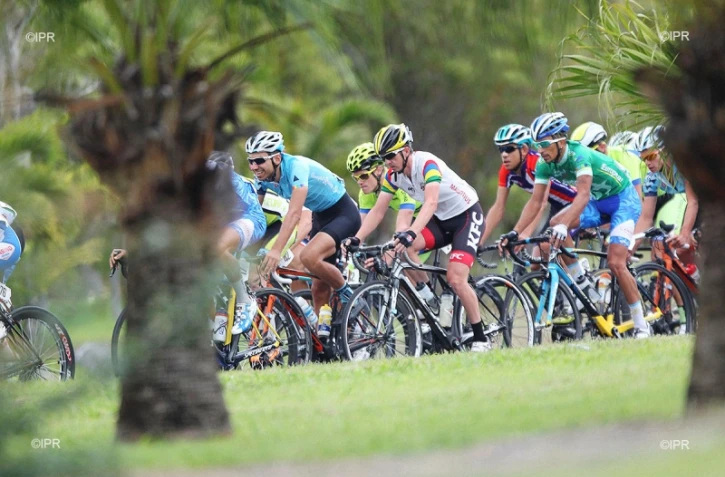 cyclisme tour de l\'ile 2016
