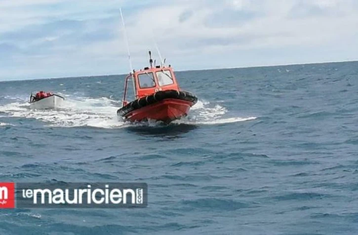 Maurice : deux policiers portés disparus en mer à Poudre d’Or