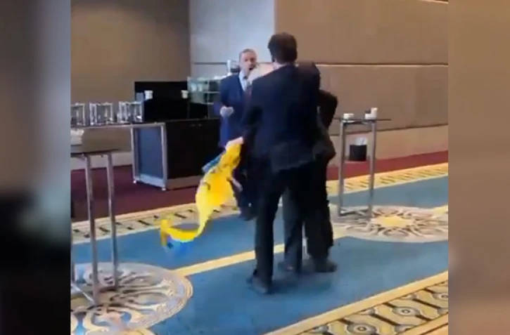 Turquie: lors d'un sommet, une bagarre éclate entre des membres de délégations russe et ukrainienne