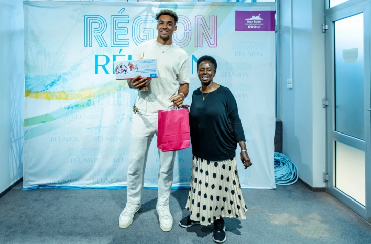 Région Réunion : le champion olympique Jordan Sepho honoré