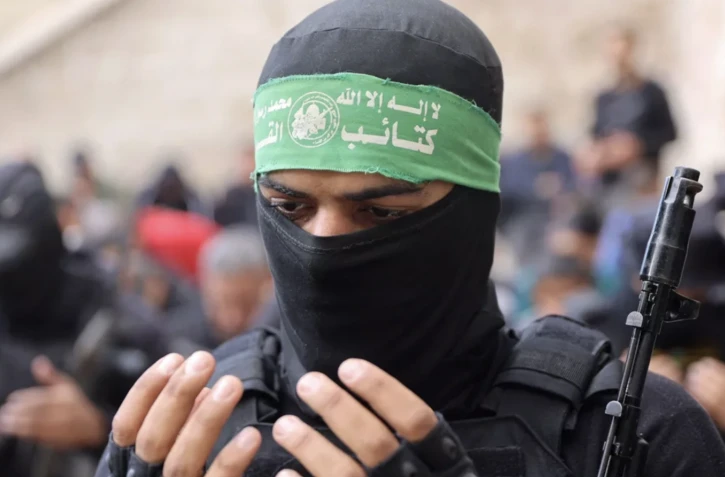 Gaza: le Hamas dit être prêt à libérer un otage, Israël crie à la "manipulation"