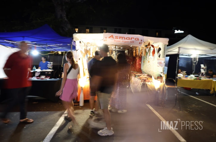 marché de nuit au Barachois 