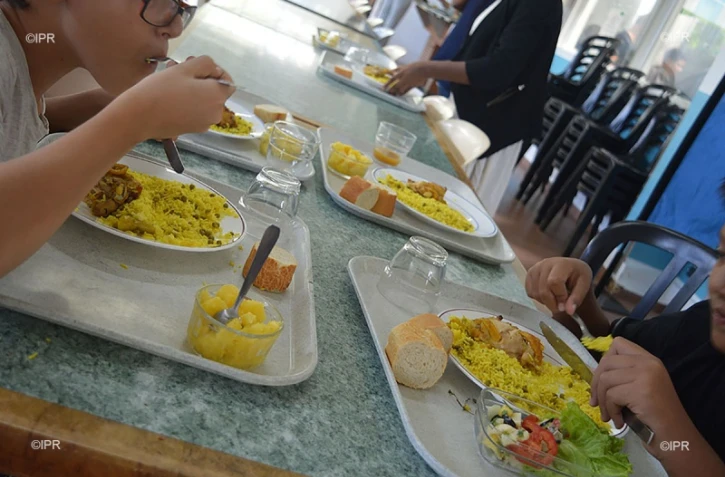 cantine scolaire 