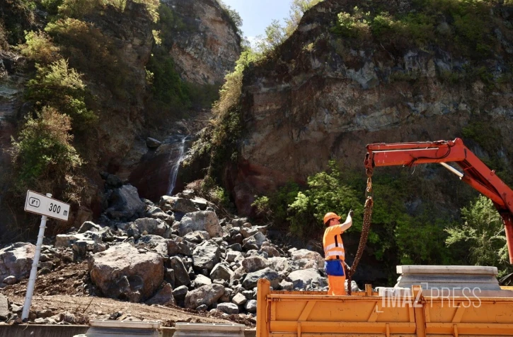 Eboulement sur route du Litttoral