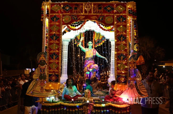 Saint-Pierre : le traditionnel défilé de chars du Dipavali a battu son plein