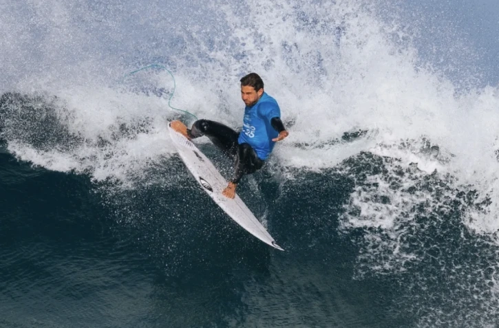 Surf : Jorgann Couzinet 3ème des Challenger Series 2025-2026