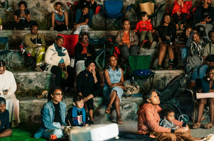  Saint-Denis : projection en plein air pour la 2e soirée Komédi da Kour