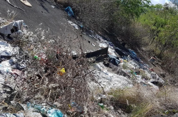 Déchèterie sauvage à Saint-Denis