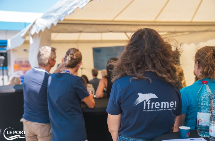 Le Port : les jeunes ambassadeurs de l’École Bleu Outremer accueillis à l’Ifremer [