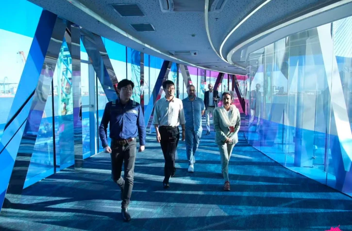 Visite officielle en Chine : la présidente de la Région s'est rendu sur le complexe portuaire de Tianjin