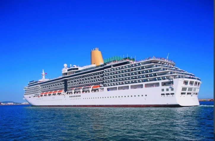 passage du bateau l'arcadia