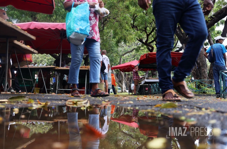 Marché forain du Port après Belal