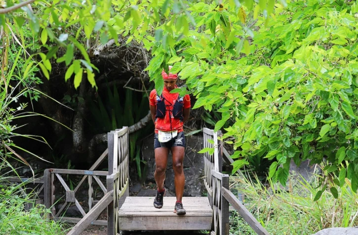 [PHOTOS] Grand Raid - Ils et elles sont allé(e)s jusqu'au bout du bout de l'effort