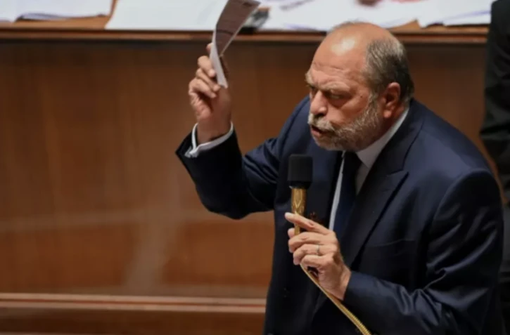 Antisémitisme: Dupond-Moretti "ne regrette pas" ses propos, Bompard réclame des excuses 