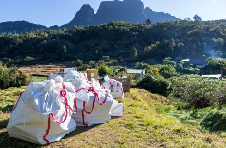 Plus de 20 tonnes de déchets évacués de Mafate