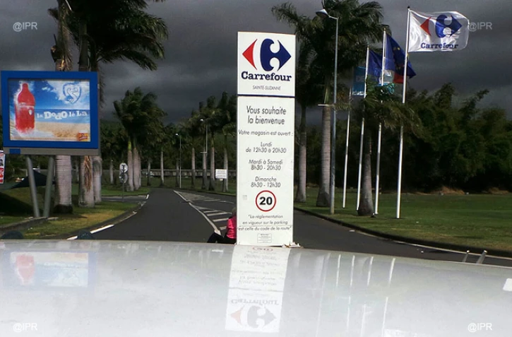 Carrefour Sainte-Suzanne