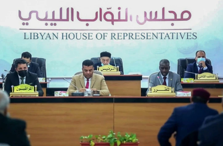 Image extraite d'une vidéo transmise par le Parlement de Tobrouk, dans l'est de la Libye, montrant une session en cours le 10 février 2022