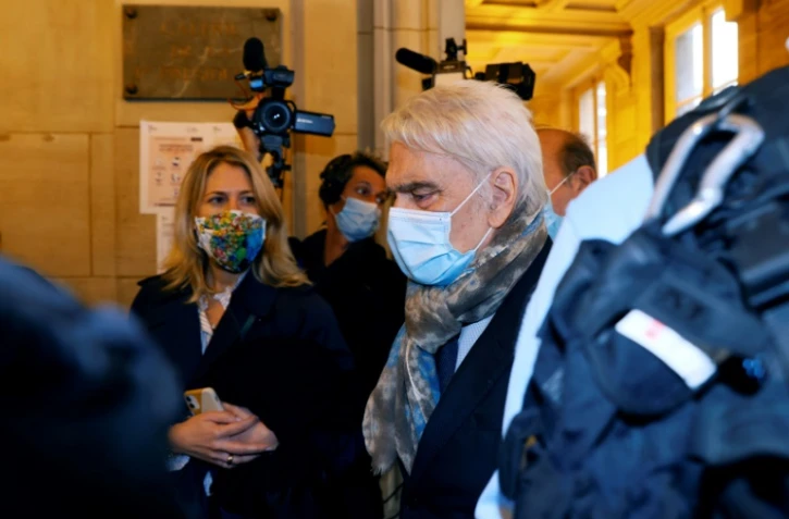 Bernard Tapie arrive au Palais de justice de Paris, le 12 octobre 2020
