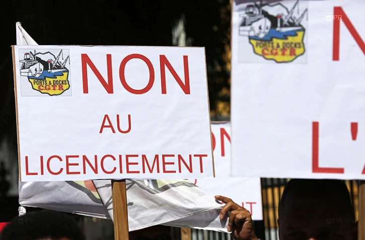 Non au lincenciment