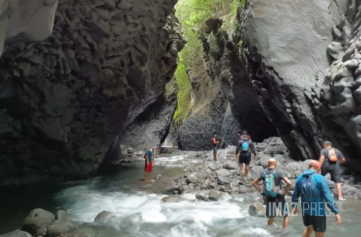 ONF Sentier Dassy Bras de Pontho fermé 