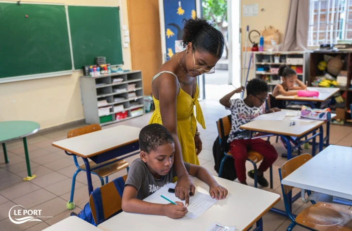 École pendant les vacances au Port