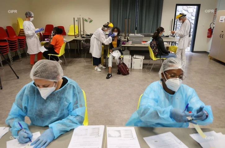 dépistage coronavirus au lycée Mémona Hintermann Afféjee