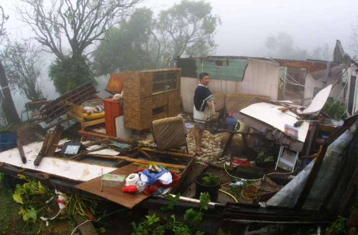 cyclone dina 22 janvier 2002