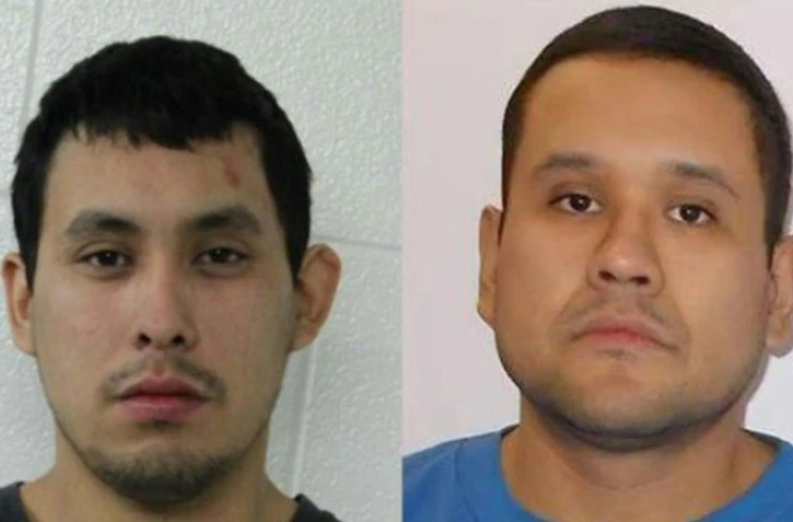 Damien Sanderson (g) et Myles Sanderson, les deux suspects recherchés par la police après les attaques à l'arme blanche dans la Saskatchewan, au Canada, le 4 septembre 2022