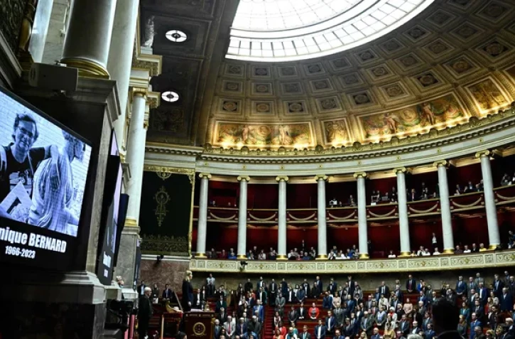  L’Assemblée nationale rendait hommage mardi au professeur tué à Arras