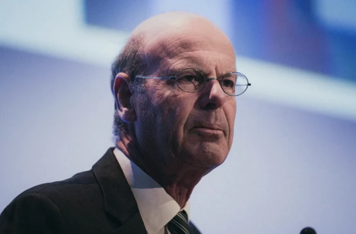 Le ministre de l'Economie, Eric Lombard, s'exprime lors d'une conférence sur les exportations françaises, le 4 février 2025, à Bercy, à Paris. (DANIEL DORKO / HANS LUCAS / AFP)