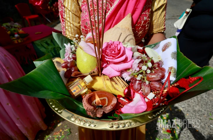 Cavadee : les fidèles célèbrent le dieu tamoul Muruga à Saint-Paul