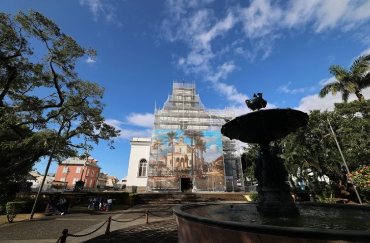 Bâche cathédrale de la réunion 