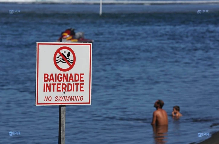 panneaux baignade interdite